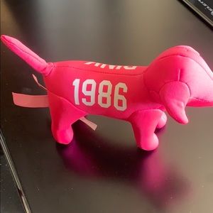 Victoria’s Secret Pink souvenir dog